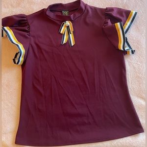 NWT| Plus Size blouse w/fluffy shoulder -1X